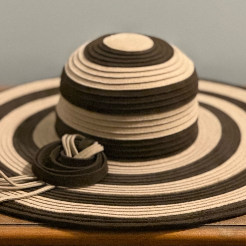 Elegant Black and Cream Women's Hat